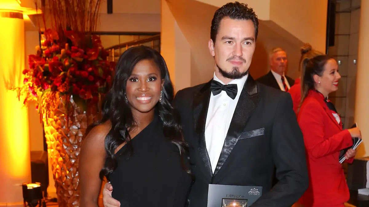Motsi Mabuse mit Ehemann Evgenij Voznyuk beim 36. Deutschen SportpresseBall 2017 in der Alten Oper. Frankfurt, 04.11.2017