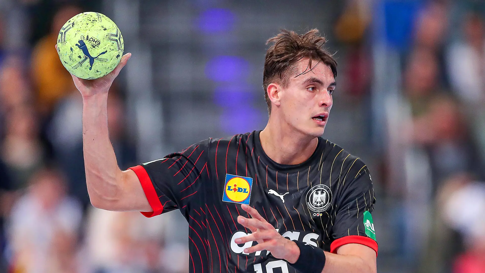 Handball-Nationalspieler Julian Köster fällt wochenlang aus.