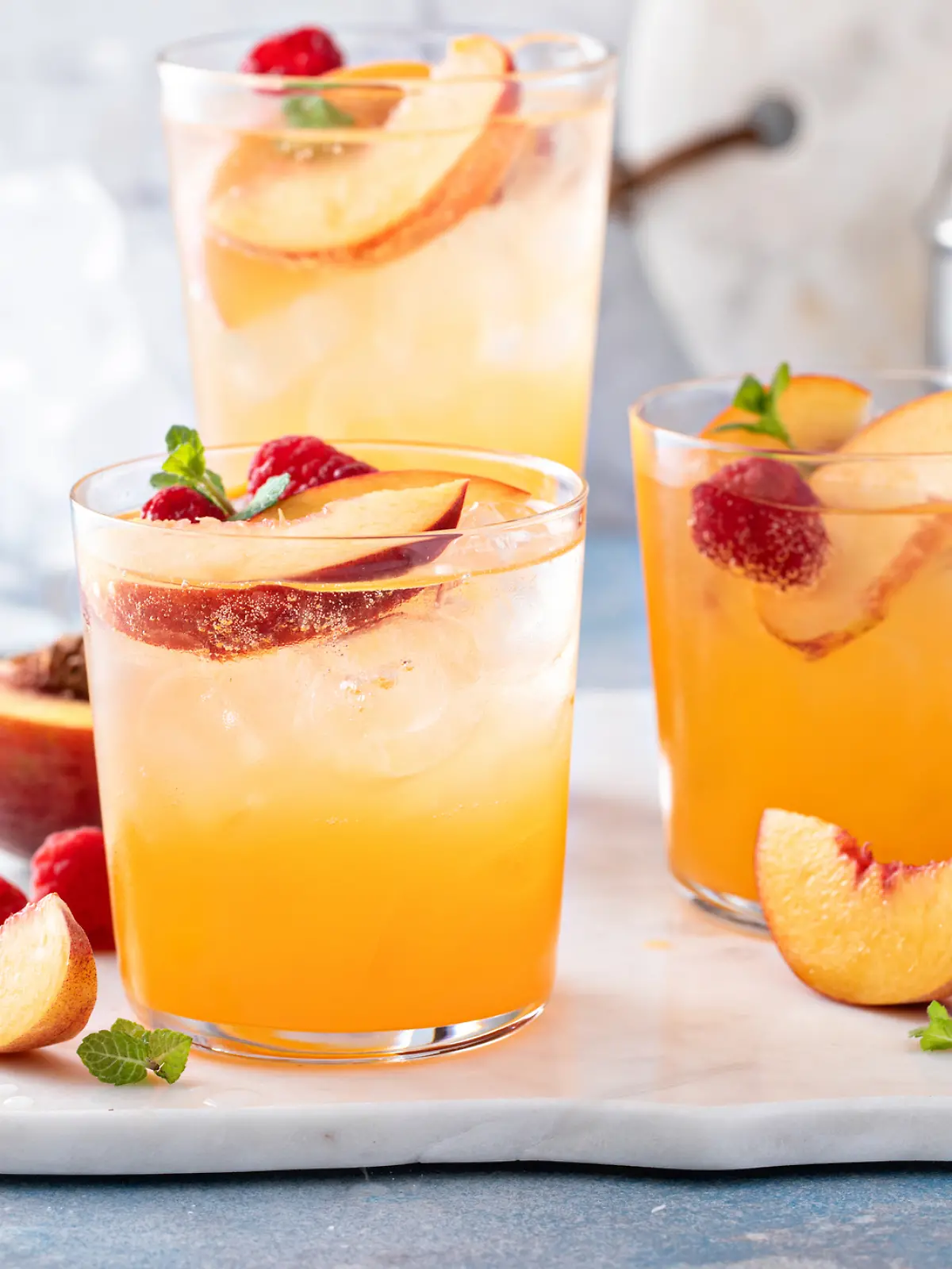 Pfirsich Spritz Cocktail für Frühjahr und Sommer