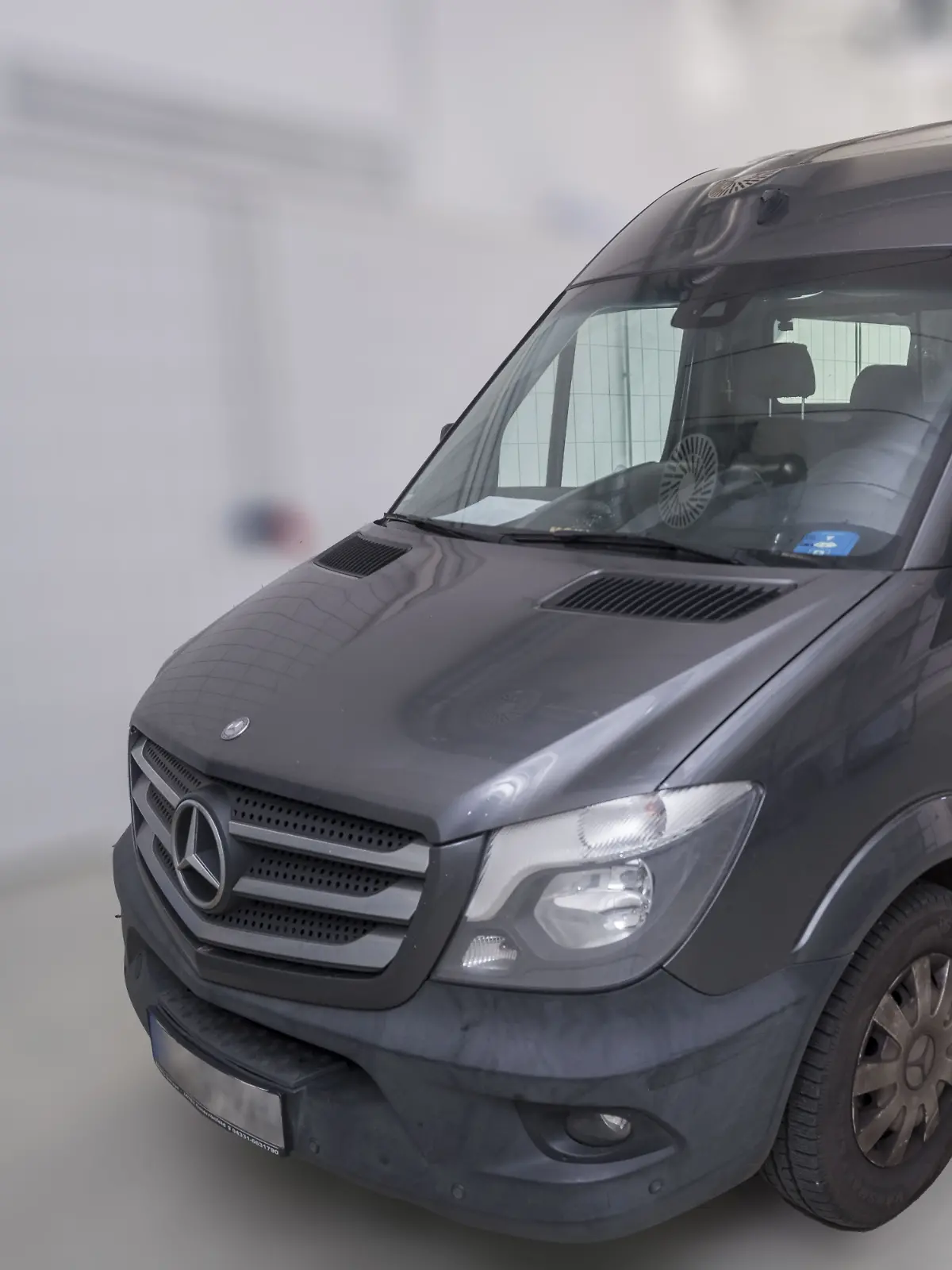 Mit diesem Sprinter könnte Tanja P. transportiert worden sein – die Polizei bittet dringend um Hinweise!