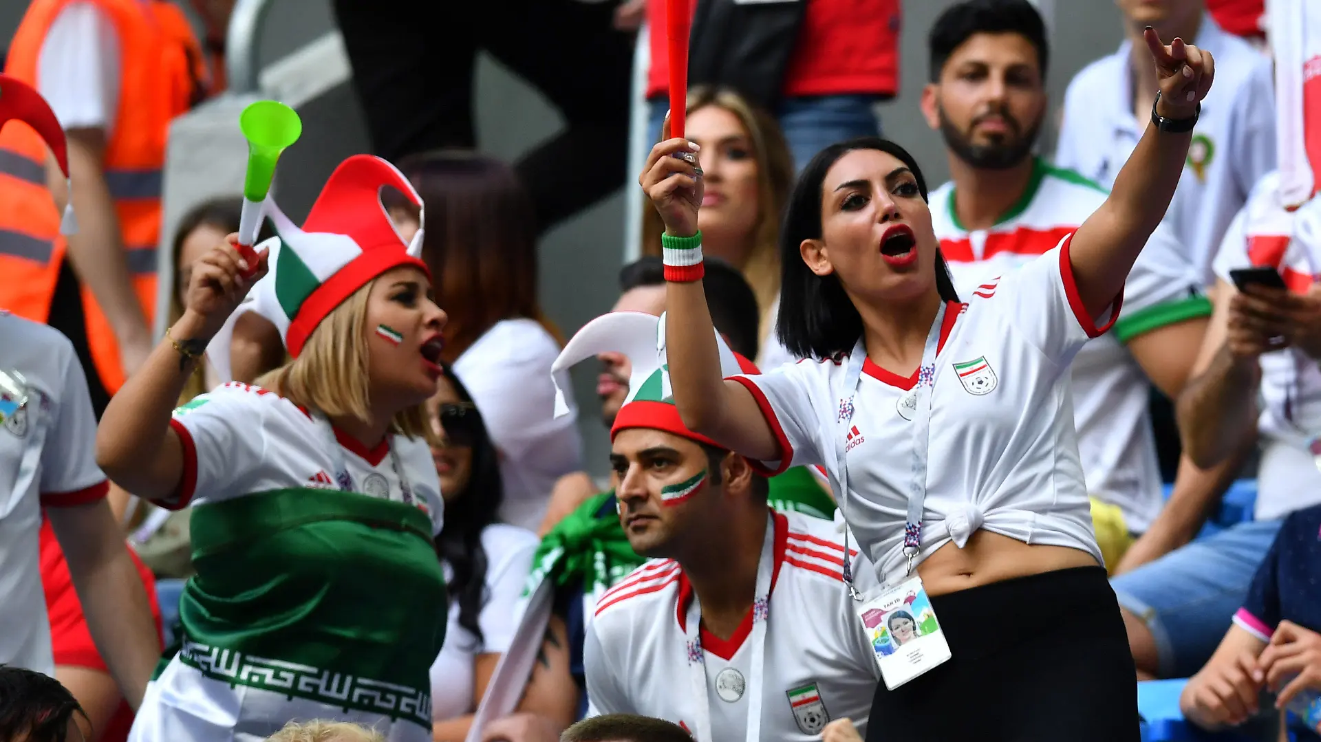 Soccer Football - World Cup - Group B - Morocco vs Iran - Saint Petersburg Stadium, Saint Petersburg, Russia - June 15, 2018 Iran fans during the match REUTERS/Dylan Martinez