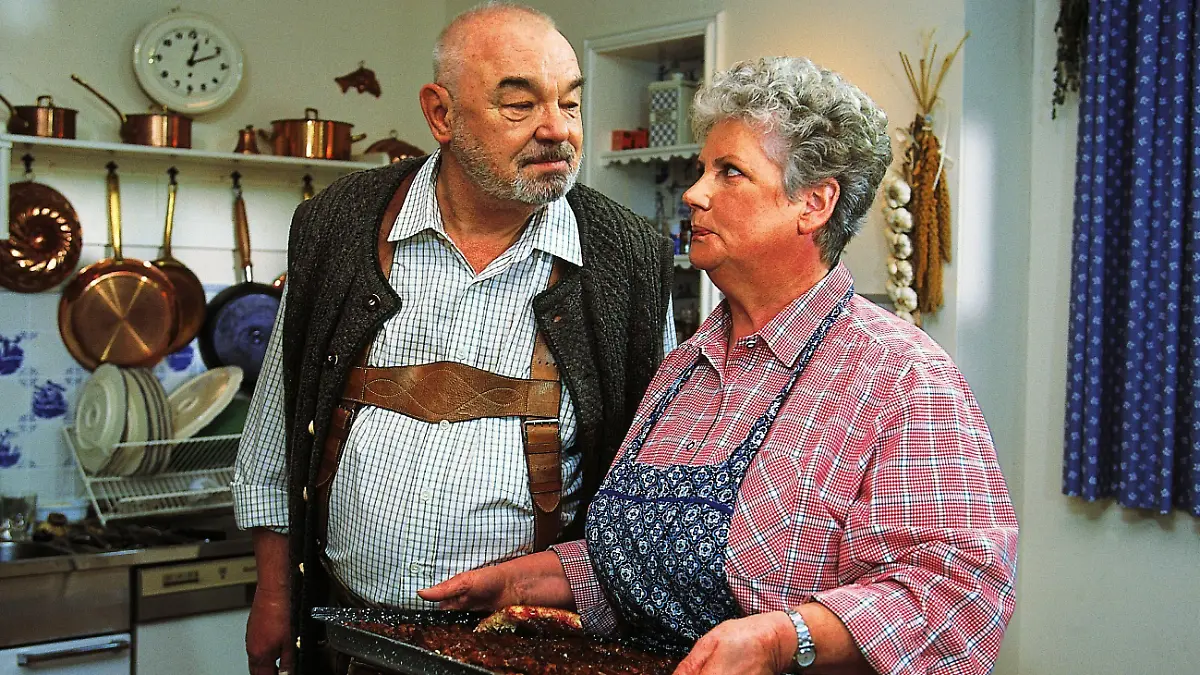 Erna Waßmer und Alfons Biber als Martha und Louis Brunnacker