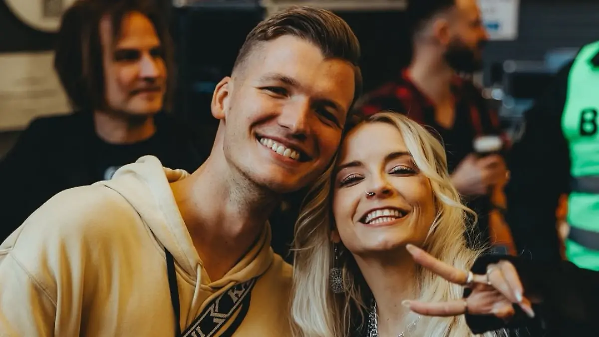 Früher war Julian Sommer auch Fan von Mia Julia, nun sind die beiden Malle-Künstler Kollegen