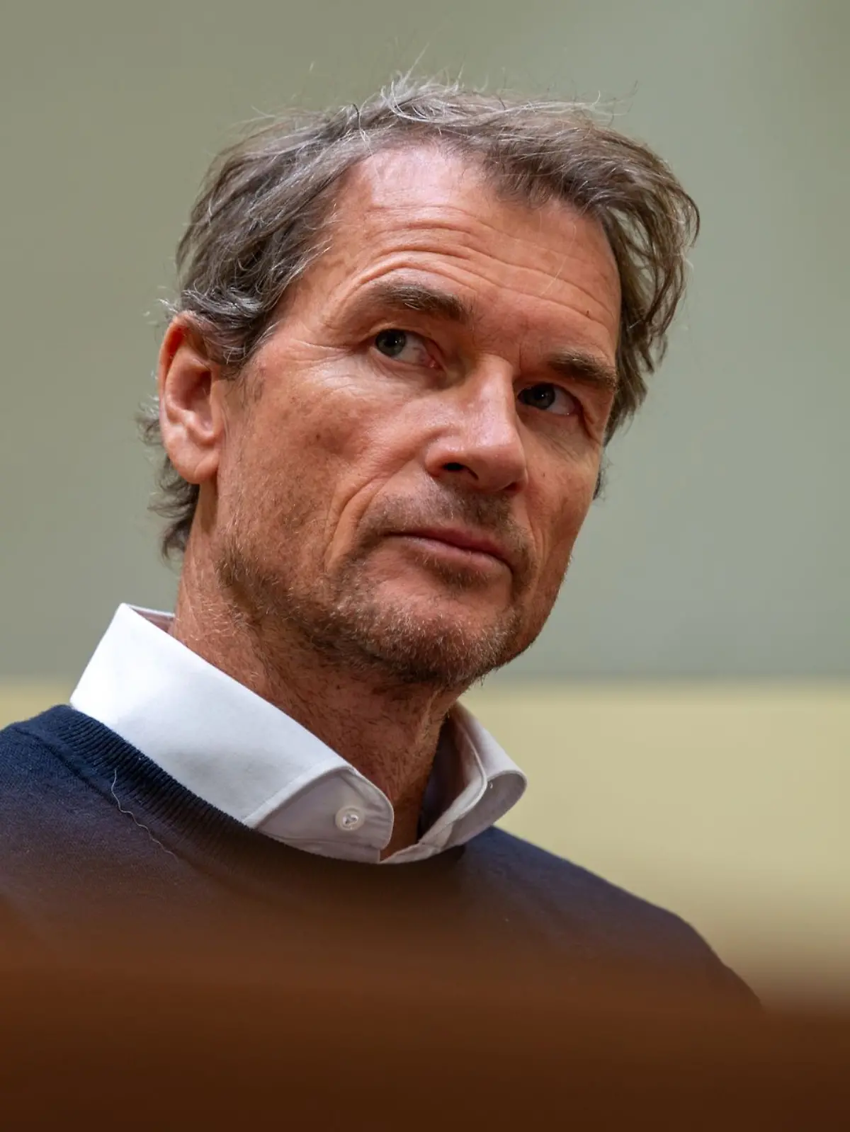 Bild zu: "Griff an die Schulter! Lehmann fliegt bei Fußball-Comeback direkt vom Platz"
