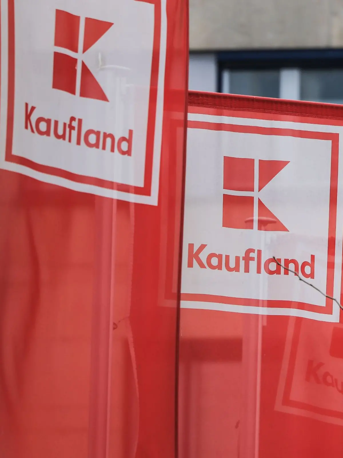 Bild zu: "Geschlossene Kaufland-Filiale wieder geöffnet"