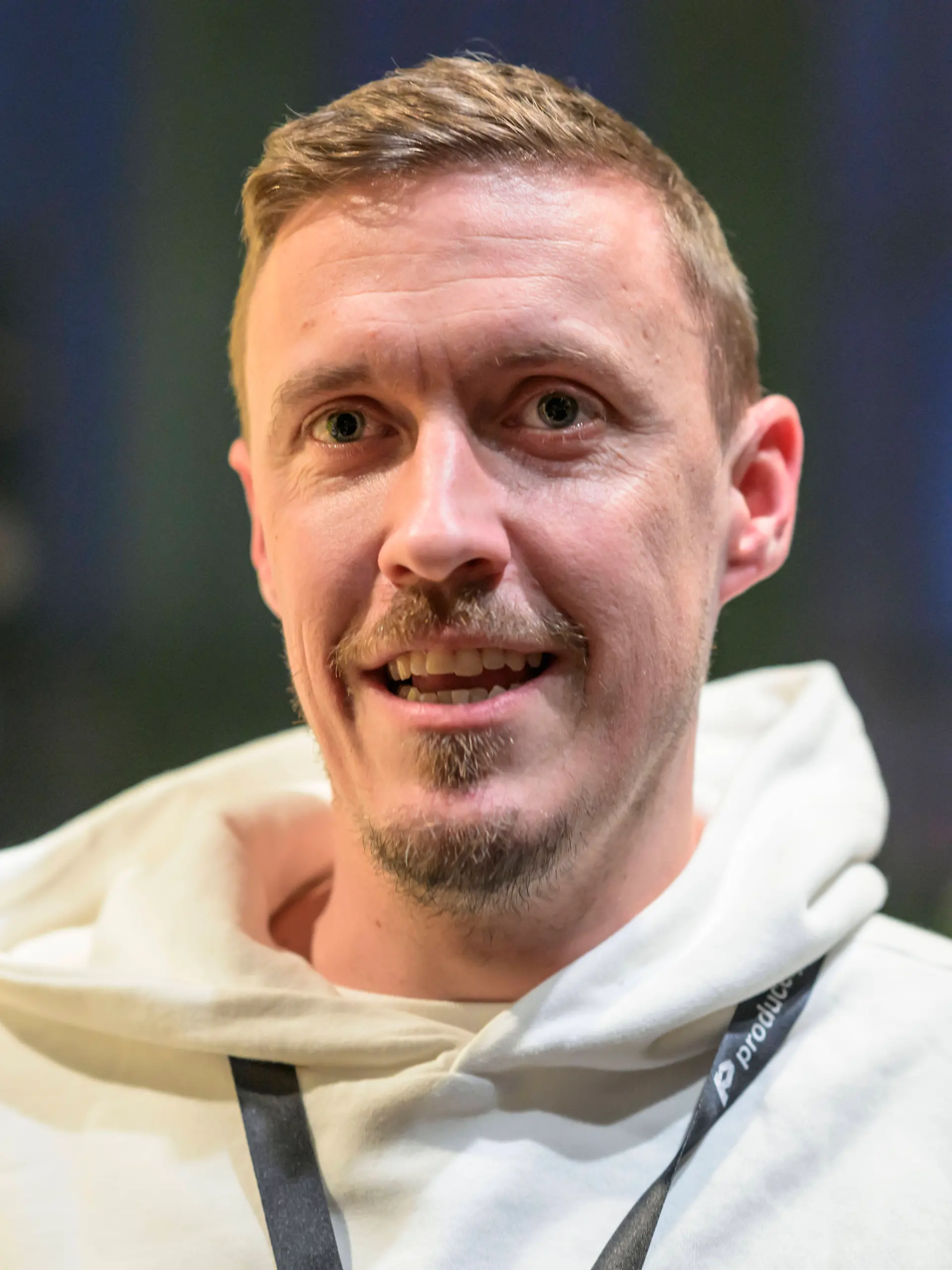 Der ehemalige Fußball-Nationalspieler Max Kruse bei der Baller League in Berlin-Tempelhof. 