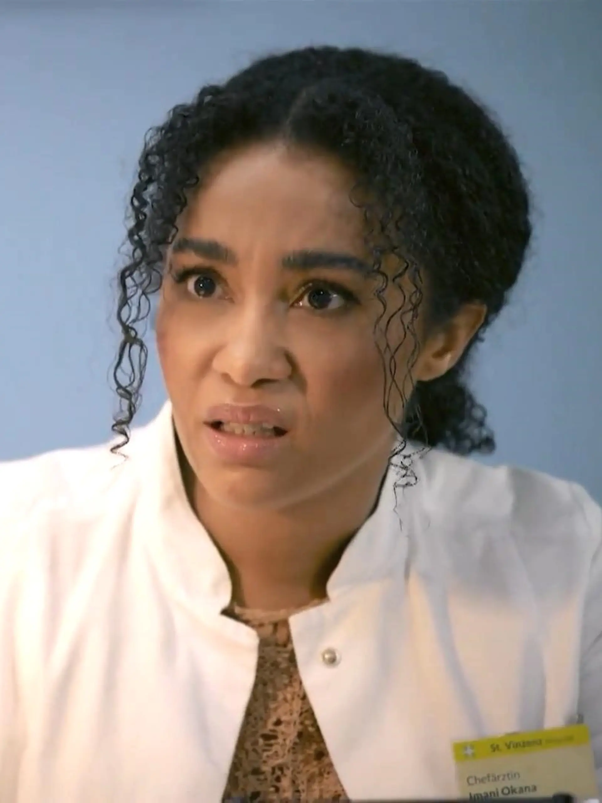 AWZ: Imani erfährt, dass sie Johannes operieren soll