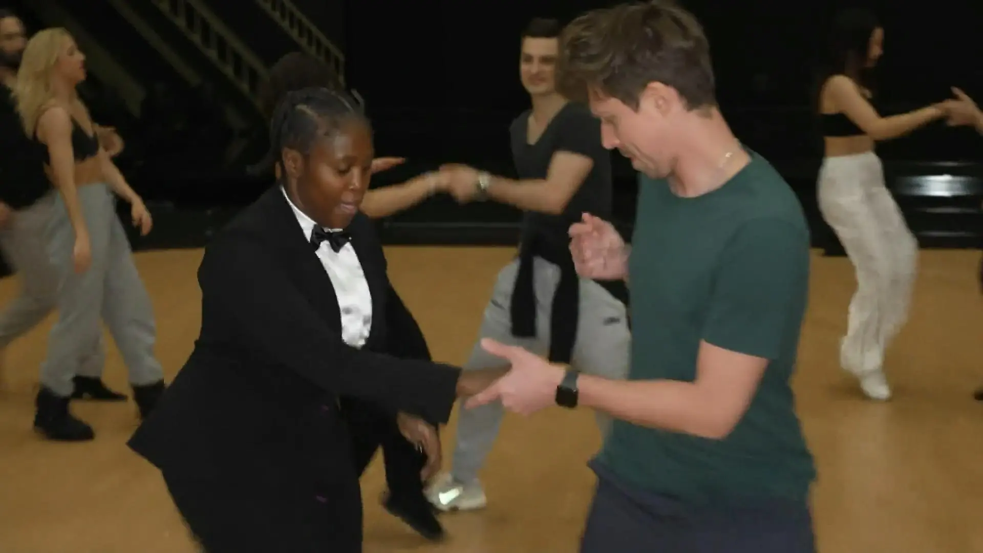 Verbot, Frust und erste Bilder von Motsi in Aktion! Kurz vor „Let’s Dance”-Show 6
