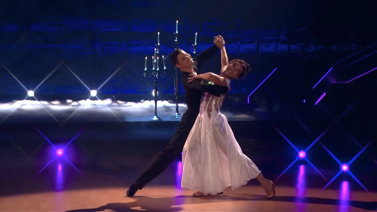 Marie Mouroum verzaubert mit langsamem Walzer – 30 Punkte? Let's Dance - Show 6