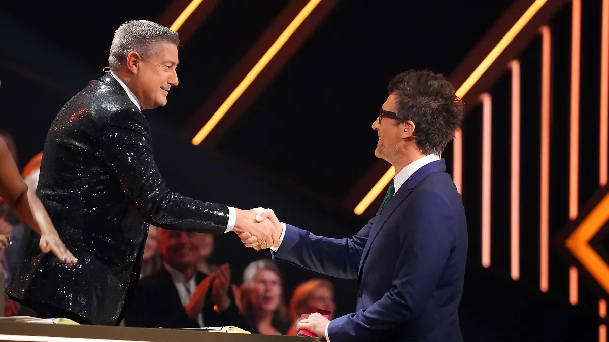 Joachim Llambi (l.) und Daniel Hartwich.
+++ Die Verwendung des sendungsbezogenen Materials ist nur mit dem Hinweis und Verlinkung auf RTL+ gestattet. +++