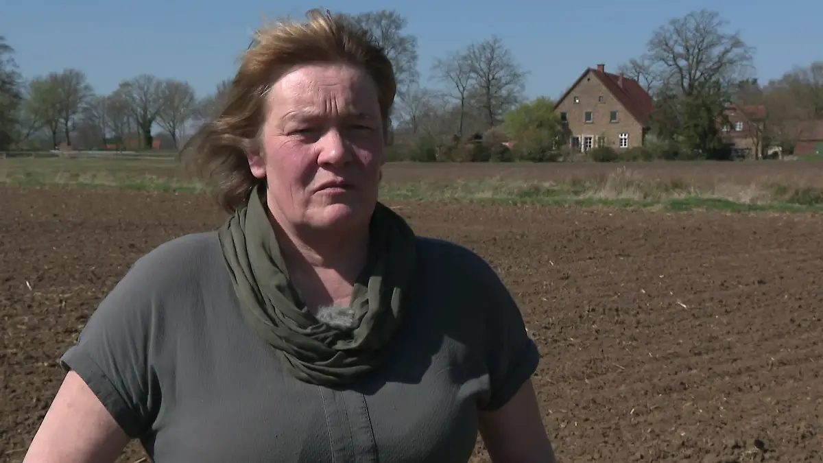Schlaflose Nächte und finanzielle Sorgen treiben die 53-Jährige seit dem Bombenfund umher.