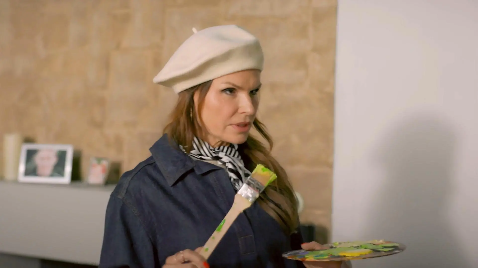 Britta wird aus der Not heraus kreativ „Unter uns“-Folge vom 16.04.25 auf RTL+