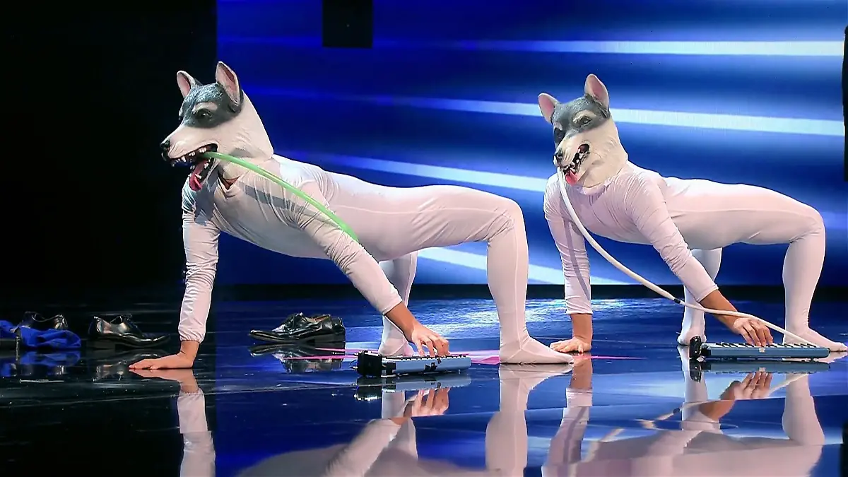Pantomime-Duo bringt alle zum Lachen Spezieller Auftritt