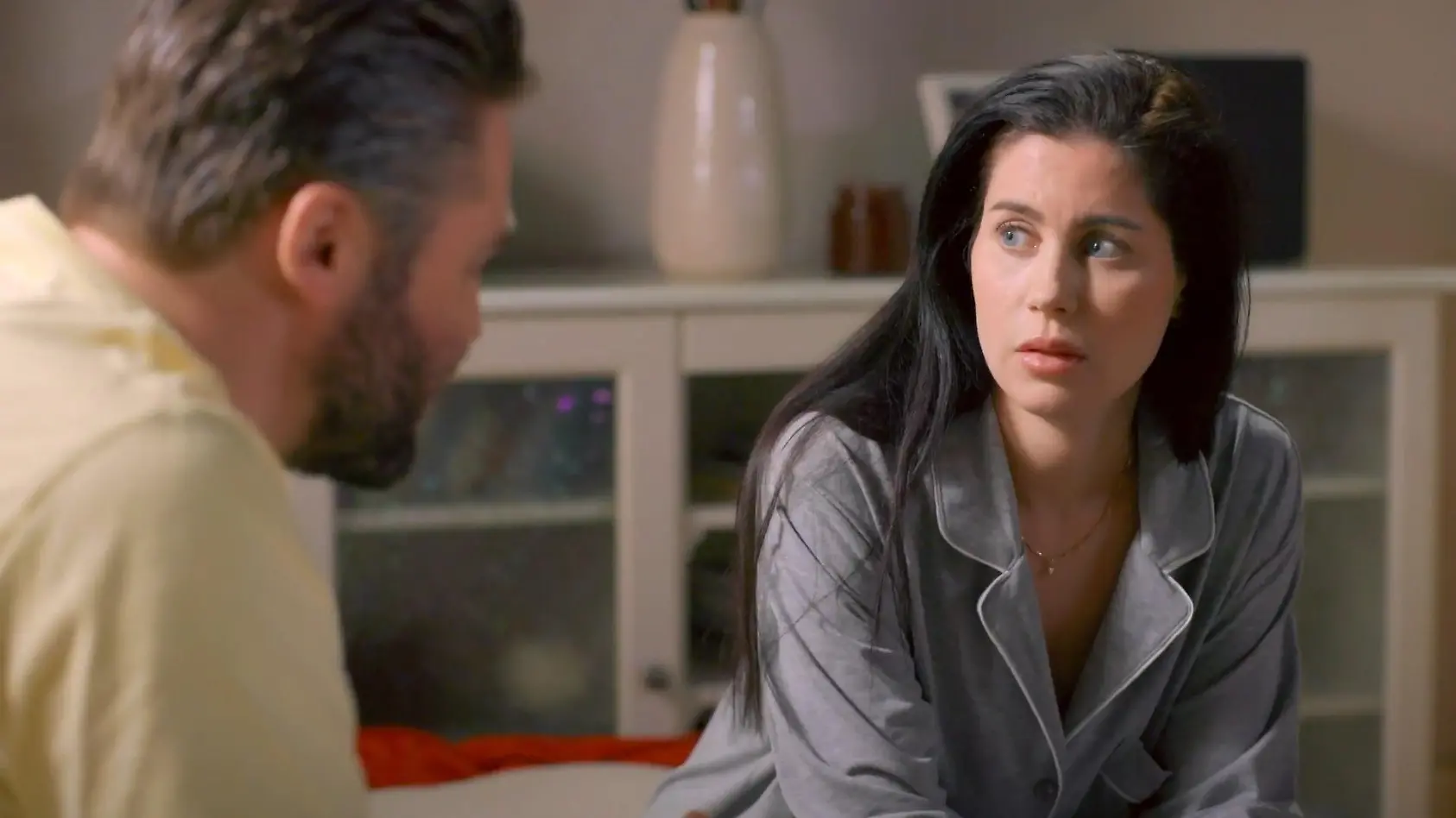 Die „Unter uns“-Wochenvorschau (Teil 1): Sina gibt Bambi eine fragwürdige  Erlaubnis