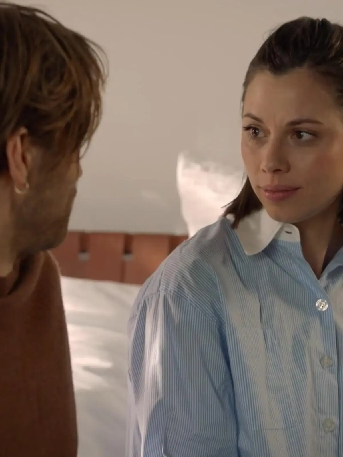 GZSZ-Folge 8246 vom 4. April 2025 im TV: Erik wird von Matilda mit ... GZSZ-Folge 8246 vom 4. April 2025 im TV: Erik wird von Matilda mit ...