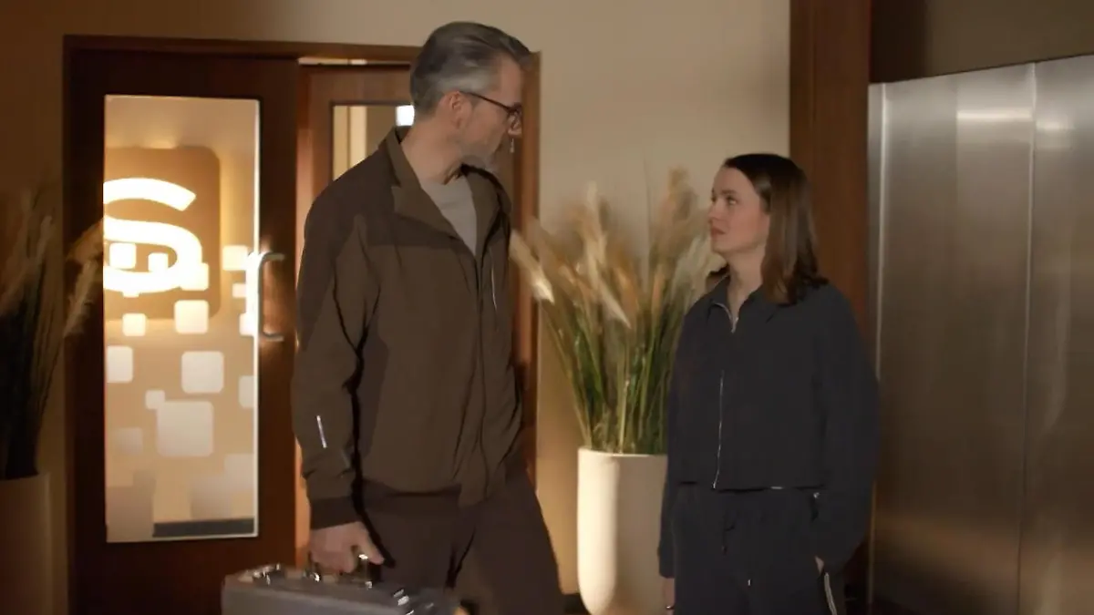 Lucie beklagt sich bei Henning über Ben Die AWZ-Wochenvorschau (Teil 3)