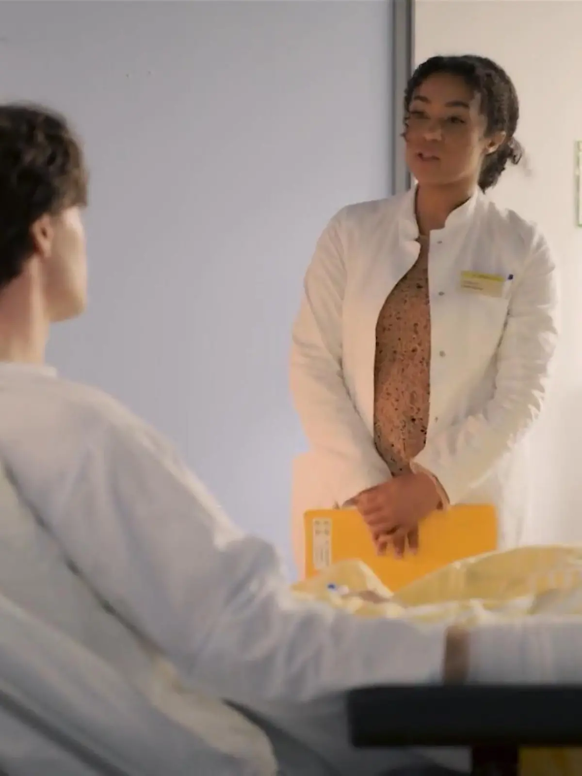 AWZ: Wird Imani Johannes operieren?