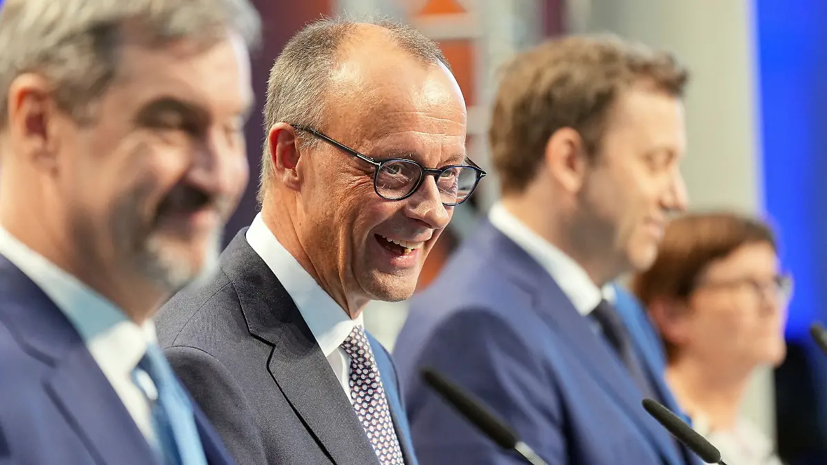 Der Koalitionsvertrag steht - doch die Namen für die Ministerposten sind noch nicht bekannt.