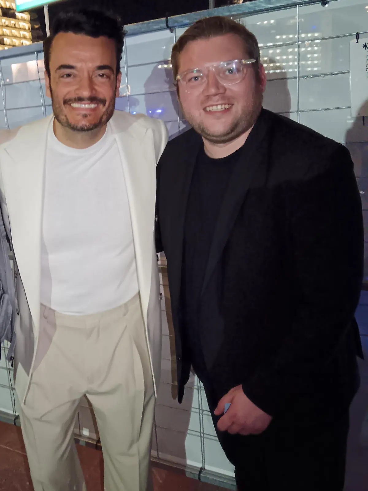 Bild zu: "Giovanni Zarrella macht seinem Idol Robbie Williams Liebeserklärung"