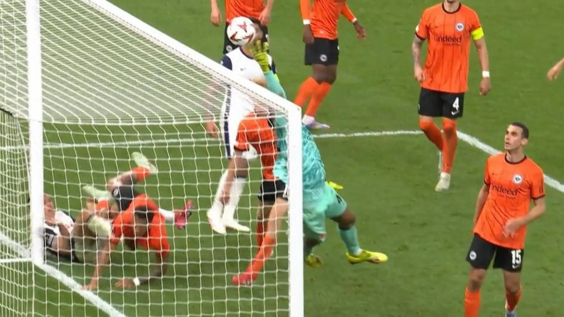 Halbfinale im Blick: Eintracht rettet Remis in Tottenham Europa League bei RTL