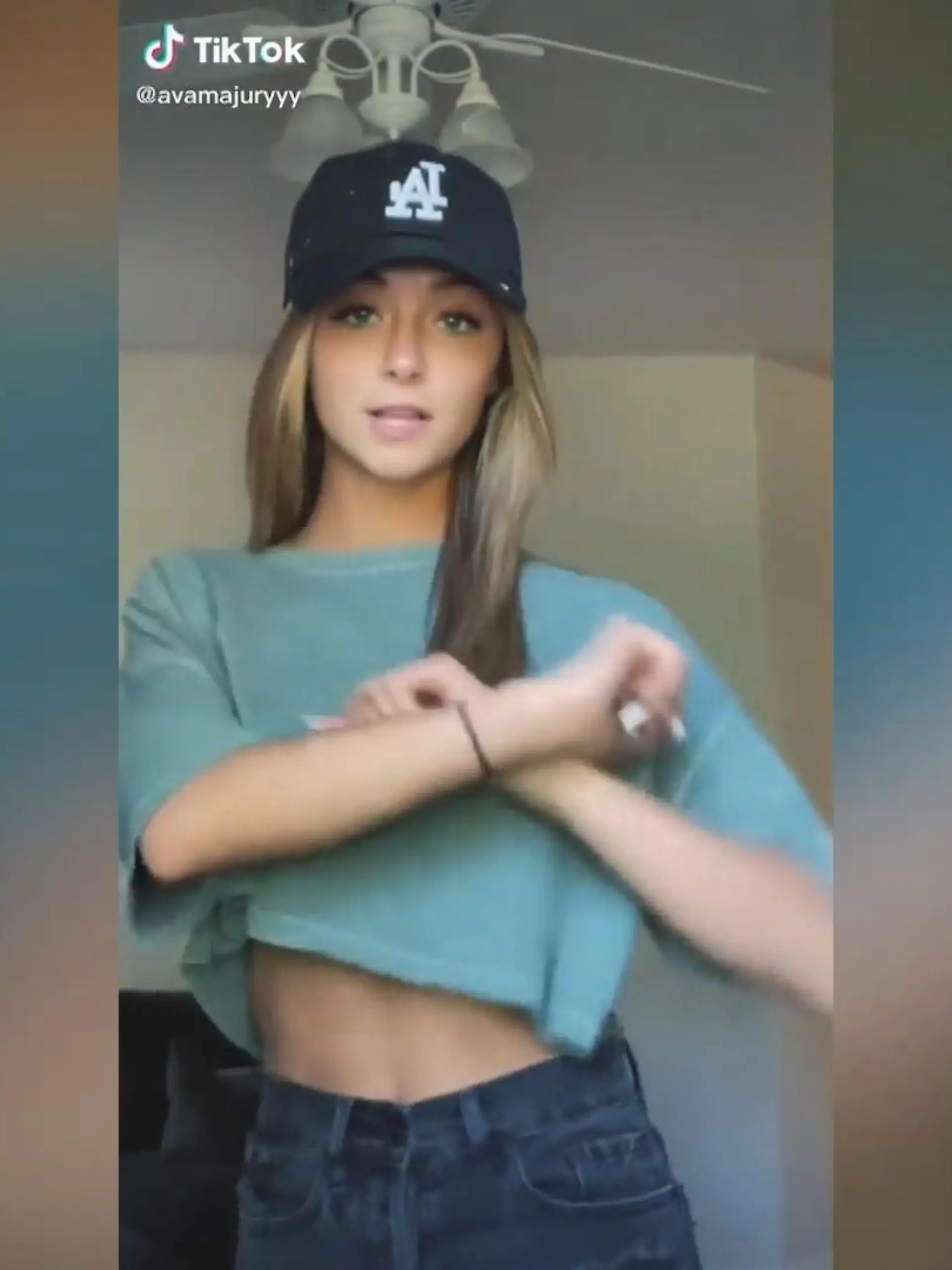 TikTok-Star Ava Majury