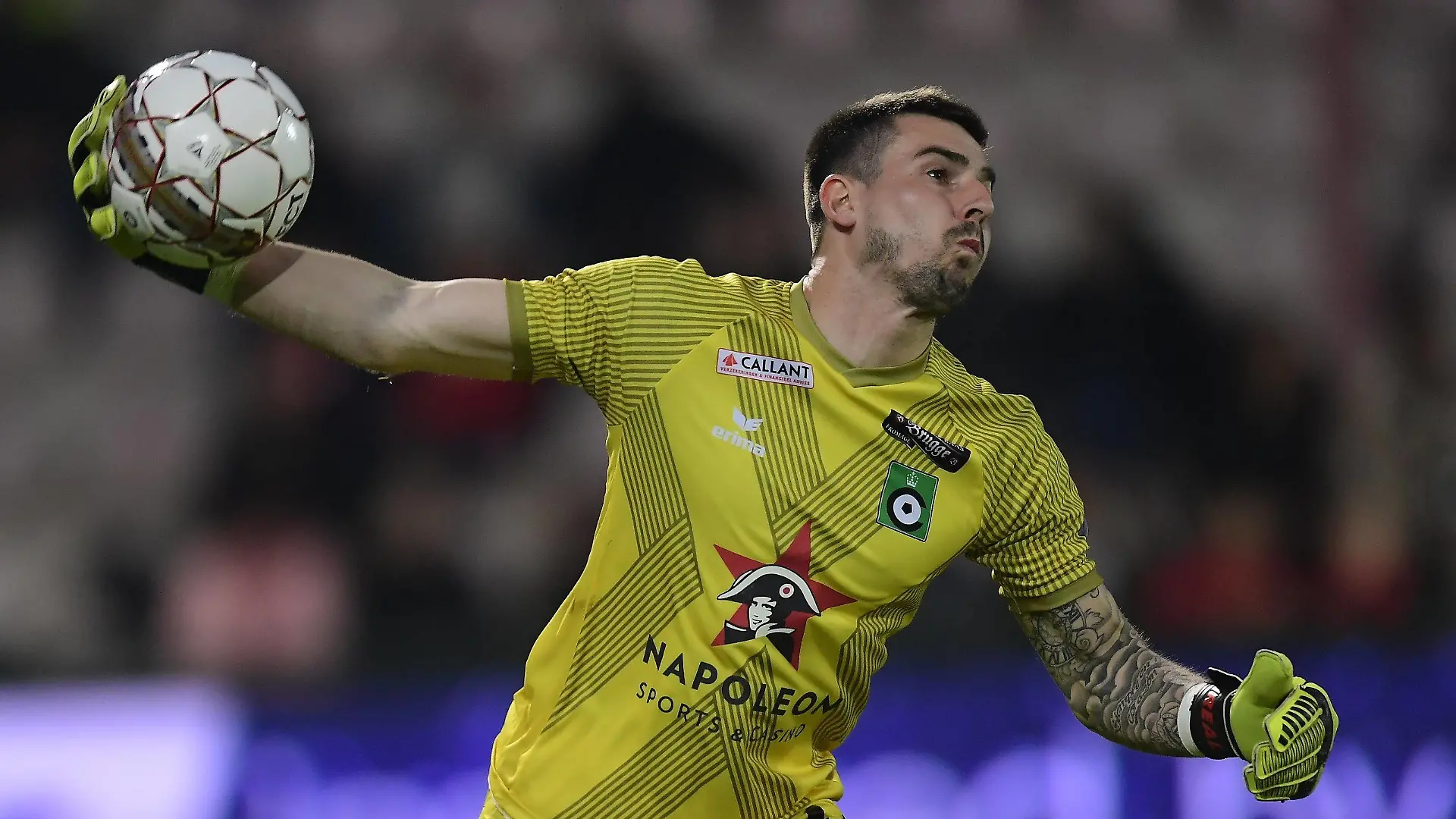 KORTRIJK, BELGIUM - MAY 17 : Miguel Van Damme goalkeeper of Cercle Brugge in action during the Jupiler Pro League play off 2B match between KV Kortrijk and Cercle Brugge at the Guldensporen stadium on May 17, 2019 in Kortrijk, Belgium , 17/05/2019 FOOTBALL : KV Courtrai Vs Cercle Bruges - Play Off - Jupiler Pro League - 17/05/2019 PhotoNews/Panoramic PUBLICATIONxINxGERxSUIxAUTxHUNxONLY