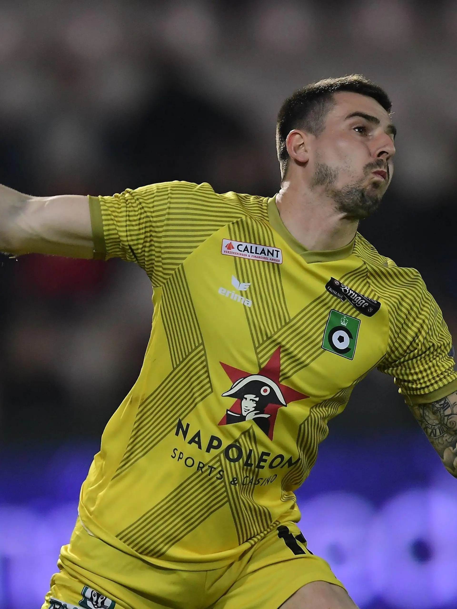 KORTRIJK, BELGIUM - MAY 17 : Miguel Van Damme goalkeeper of Cercle Brugge in action during the Jupiler Pro League play off 2B match between KV Kortrijk and Cercle Brugge at the Guldensporen stadium on May 17, 2019 in Kortrijk, Belgium , 17/05/2019 FOOTBALL : KV Courtrai Vs Cercle Bruges - Play Off - Jupiler Pro League - 17/05/2019 PhotoNews/Panoramic PUBLICATIONxINxGERxSUIxAUTxHUNxONLY  