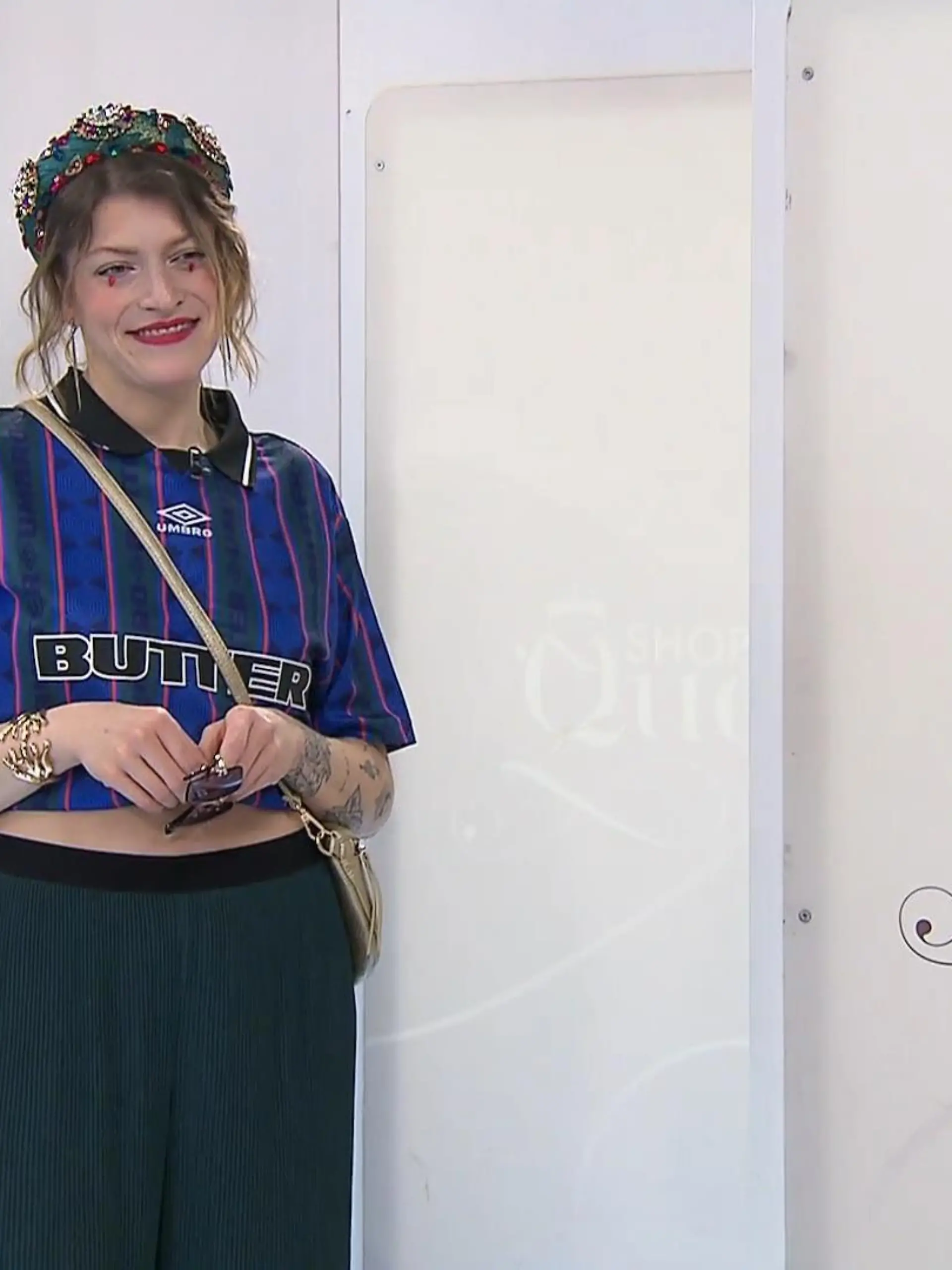 Bild zu: "Vanessa bekommt die Punkte für ihren Look"