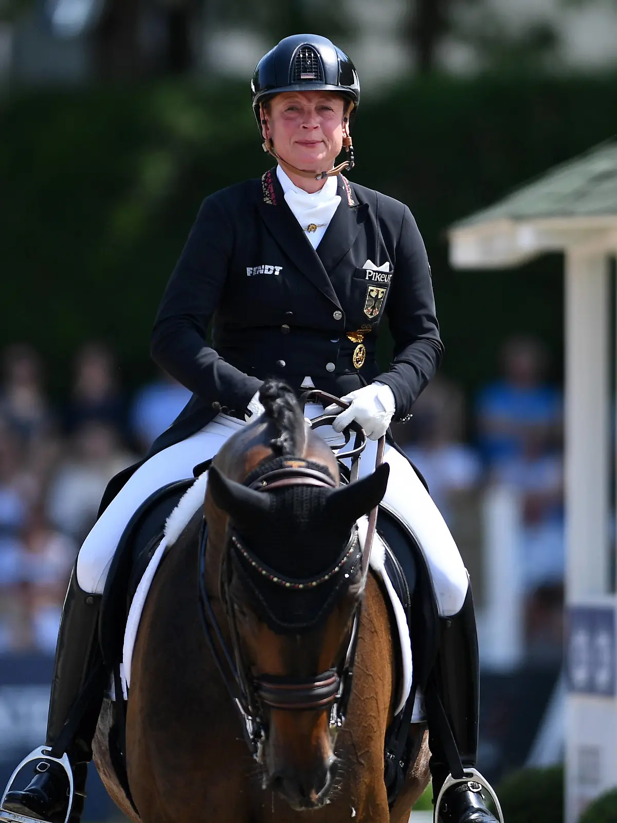 10.06.2023, Balve, Deutschland, Longines Balve Optimum, Deutsche Meisterschaften Dressur - Grand Prix Special, Isabell Werth mit DSP Quantaz schaut Foto Ralf Treese, Ralf Treese Balve Longines Balve Optimum Nordrhein-Westfalen Deutschland *** 10 06 2023, Balve, Germany, Longines Balve Optimum, German Championships Dressage Grand Prix Special, Isabell Werth with DSP Quantaz looks photo Ralf Treese, Ralf Treese Balve Longines Balve Optimum North Rhine Westphalia Germany / 521_DMREIT20230610_036 / Treese-521