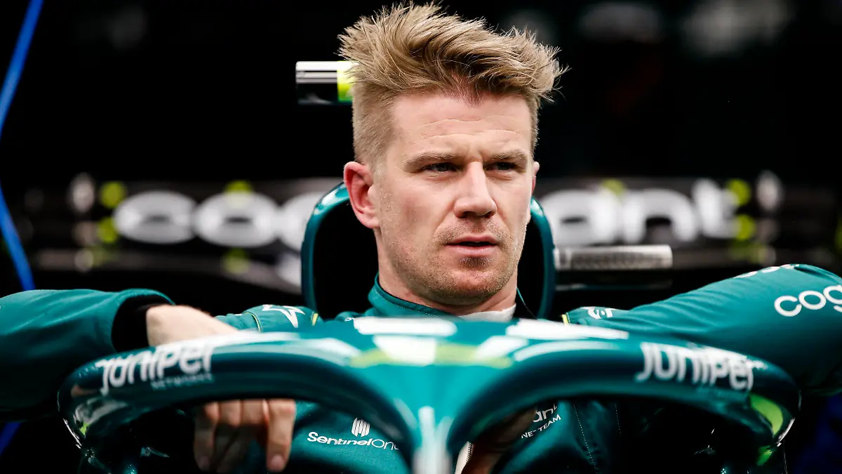  Formula 1 2022: Saudi Arabian GP JEDDAH STREET CIRCUIT, SAUDI ARABIA - MARCH 24: Nico Hulkenberg, Aston Martin during the Saudi Arabian GP at Jeddah Street Circuit on Thursday March 24, 2022 in Jeddah, Saudi Arabia. Photo by Zak Mauger / LAT Images Images PUBLICATIONxINxGERxSUIxAUTxHUNxONLY GP2202_175017_54I1590