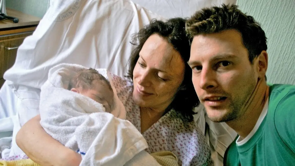 epi 204842601 Richard Stanton  Shrewsbury maternity.jpg