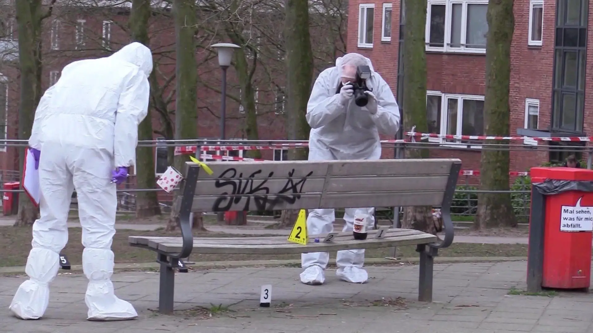 Lebloser Mann in Hamburg-Neustadt gefunden.