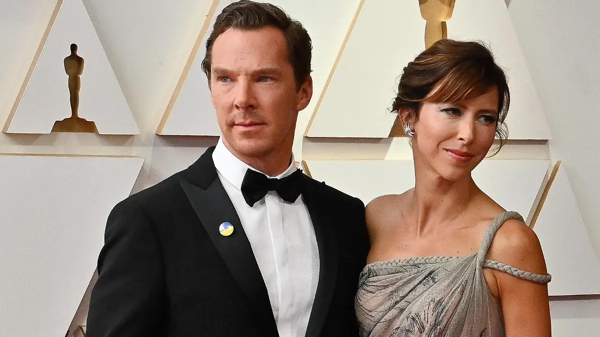  Benedict Cumberbatch and Sophie Hunter arrive for the 94th annual Academy Awards at the Dolby Theatre in the Hollywood section of Los Angeles on Sunday, March 27, 2022. PUBLICATIONxINxGERxSUIxAUTxHUNxONLY LAP20220327198 JIMxRUYMEN