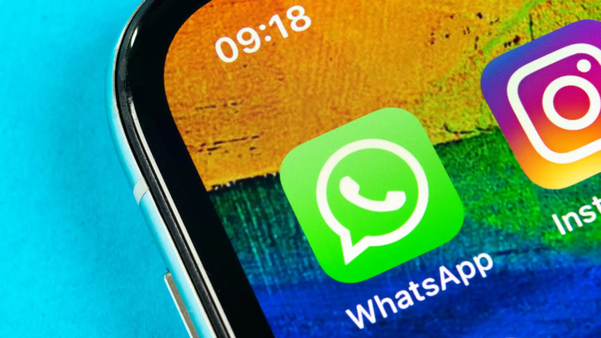June 16, 2023: Helsinki, Finland, May 4, 2019: Whatsapp messenger application icon on Apple iPhone X smartphone screen close-up. Whatsapp messenger app icon. Social media icon. Social network (Credit Image: © La Nacion via ZUMA Press
