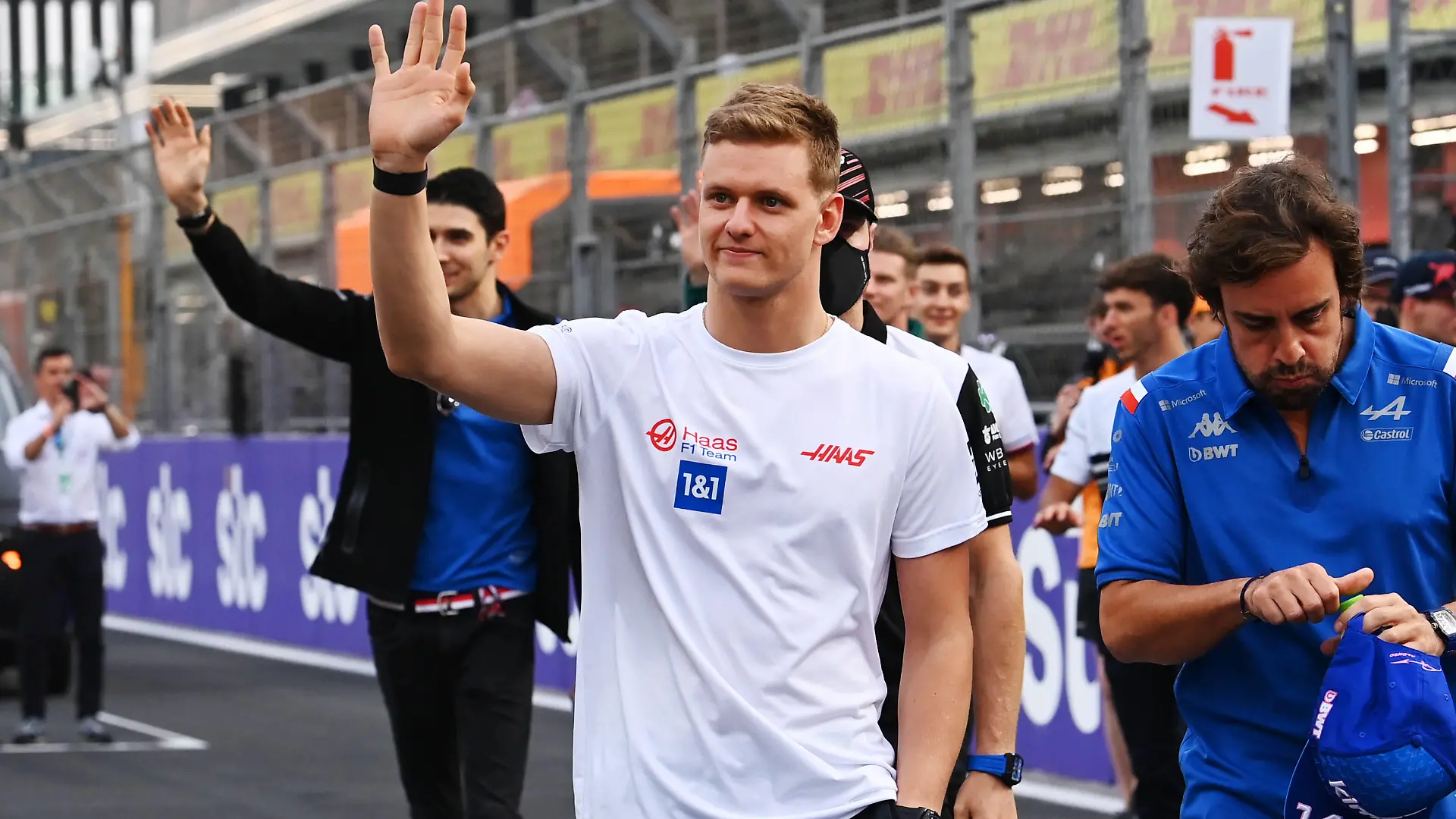 Formula 1 2022: Saudi Arabian GP JEDDAH STREET CIRCUIT, SAUDI ARABIA - MARCH 27: Mick Schumacher, Haas during the Saudi Arabian GP at Jeddah Street Circuit on Sunday March 27, 2022 in Jeddah, Saudi Arabia. Photo by Mark Sutton / Sutton Images Images PUBLICATIONxINxGERxSUIxAUTxHUNxONLY GP2202_140032MS1_3139