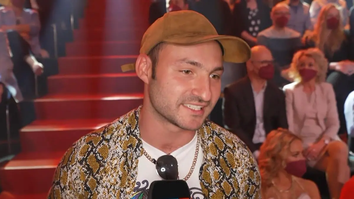 Die irre Wandlung von Ex-"Let's Dance"-Profi Robert Beitsch Vom Tanzparkett auf den Bauernhof