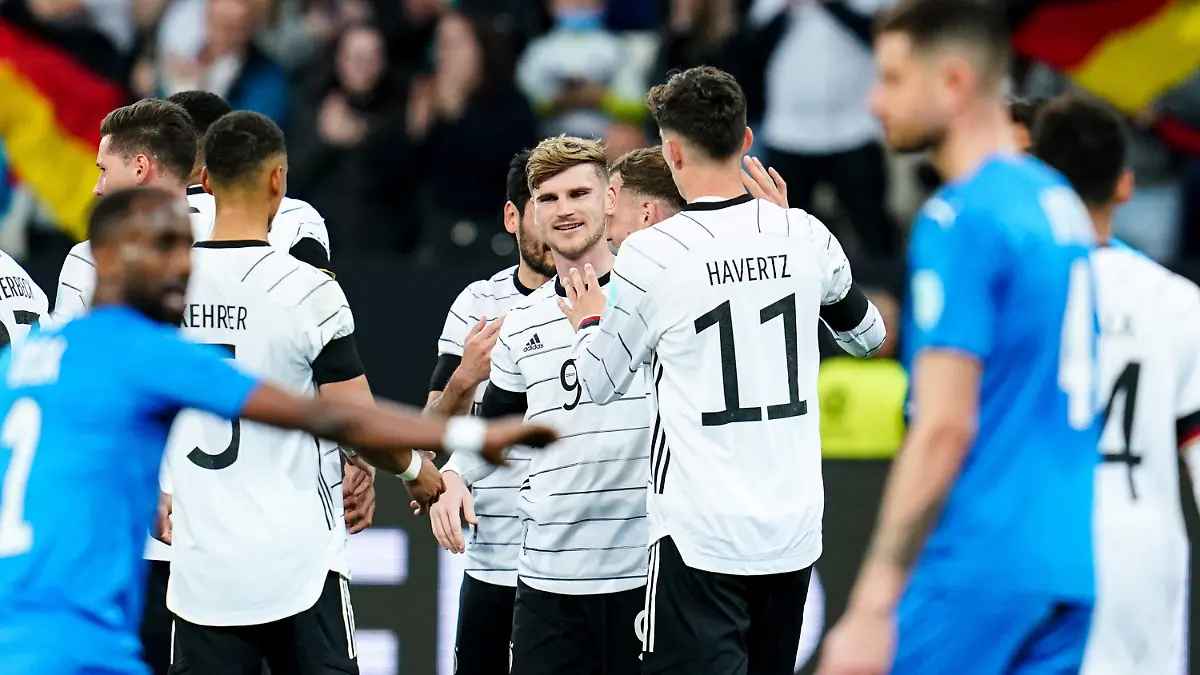 26.03.2022, Baden-Württemberg, Sinsheim: Fußball: Länderspiele, Deutschland - Israel, PreZero Arena. Deutschlands Timo Werner (M) jubelt über seinen Treffer zum 2:0. Foto: Uwe Anspach/dpa +++ dpa-Bildfunk +++