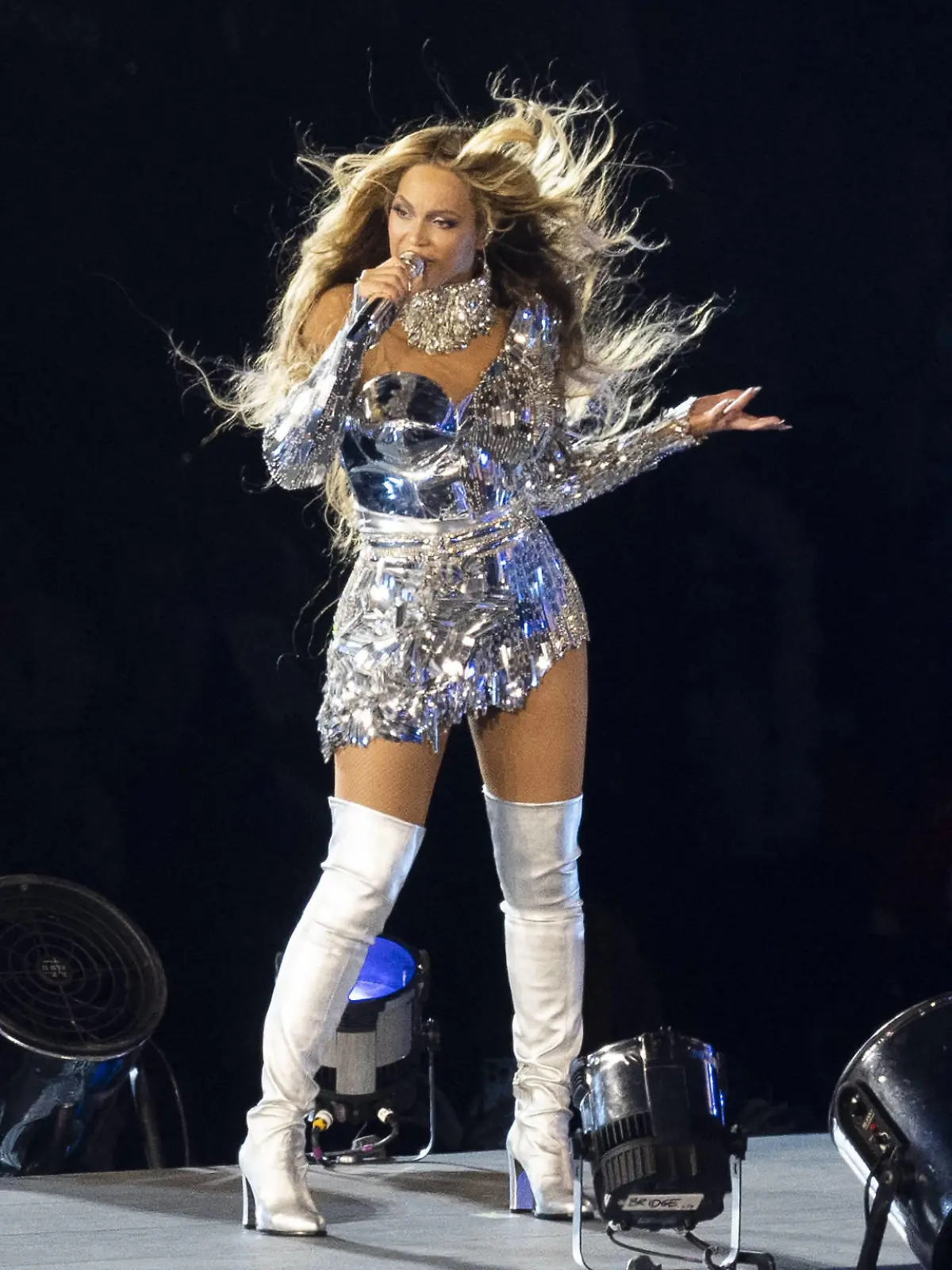 Beyonce performs live in Cardiff as part of her Renaissance World Tour Featuring: Beyonce Where: Cardiff, Wales, United Kingdom When: 17 May 2023 Credit: INSTARimages.com PUBLICATIONxNOTxINxUKxFRA Copyright: xx 52728360