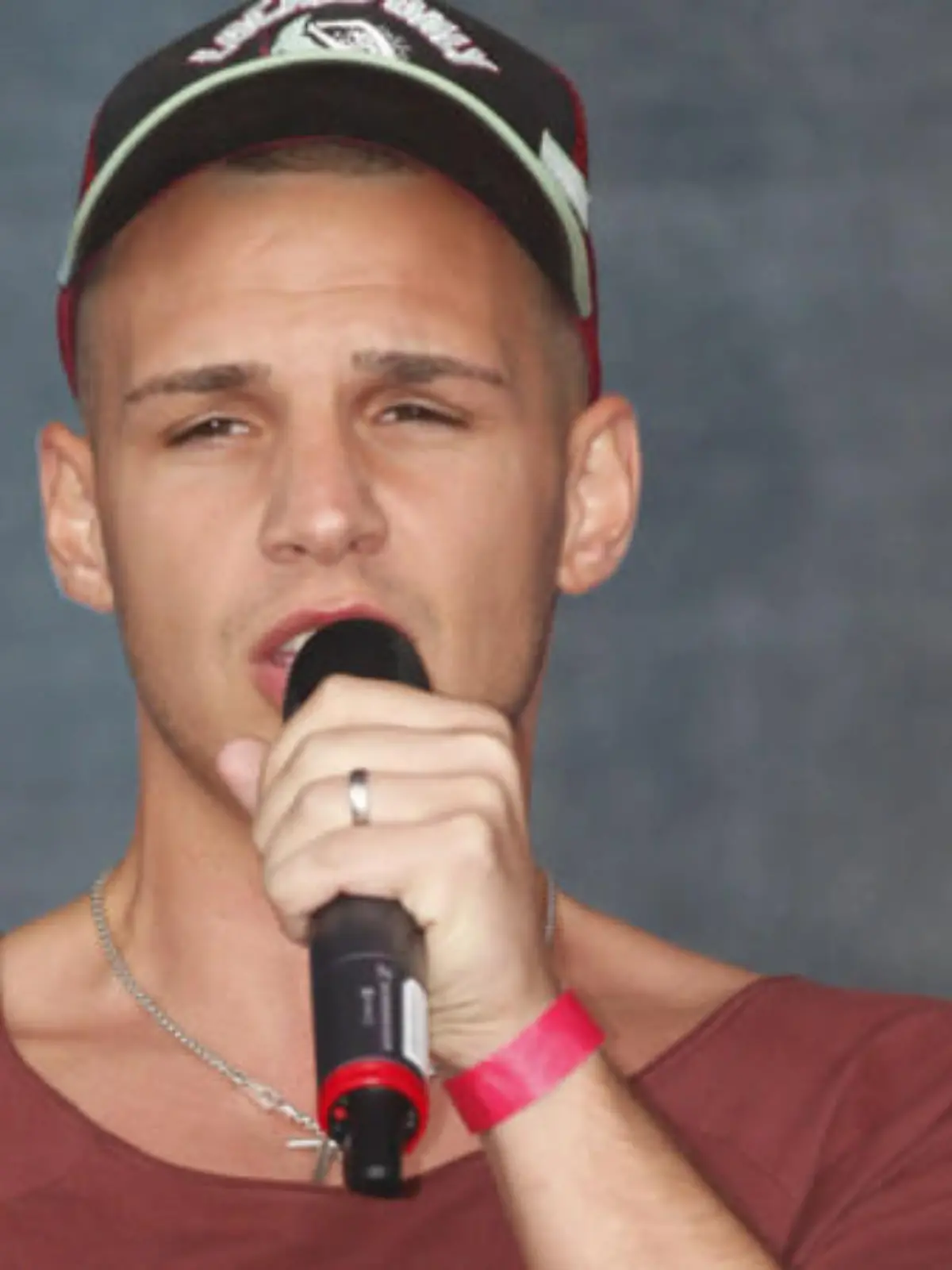 Pietro Lombardi: Konzert für umgekippten Fan unterbrochen
