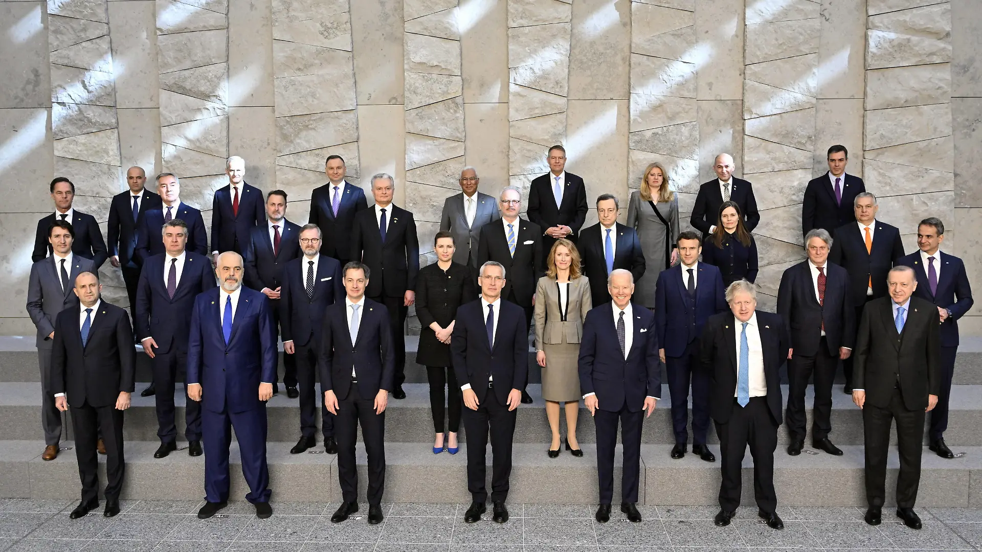  front row center L-R Prime Minister Alexander De Croo, NATO Secretary General Jens Stoltenberg and US President Joe Biden pictured at the family picture at the head of states summit of the NATO North Atlantic Treaty Organization military alliance, Thursday 24 March 2022, in Brussels. PUBLICATIONxNOTxINxBELxFRAxNED ERICxLALMAND 25299634