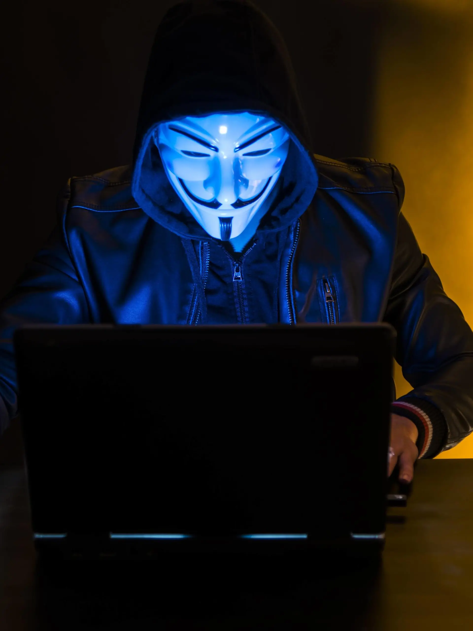 Bildnummer: 58940405  Datum: 29.09.2012  Copyright: imago/imagebroker
Junger Mann mit Anonymus-Maske und Kapuze sitzt vor einem Laptop xcb x0x 2012 quer model released Symbolfoto anonymer anonyme anonymes Anonymitäten Anonymität Anonymus anonym Back-Up Backup Computer-Hacking Computer-Kriminalität Computerkriminalität Computerviren Computervirus Computer Datendiebstahl Datendiebstähle Datenklau Datenschutz Datensicherheit Datensicherungen Datensicherung dunkel dunkler dunkle dunkles düsterer düstere düsteres düster eine Person ein Mensch einzelne einzelner geheimnisvoller geheimnisvolle geheimnisvolles geheimnisvoll Gesichtsmasken Gesichtsmaske gruseliger gruselige gruseliges gruselig hackend hacken Hackerangriffe Hackerangriff Hacker Hackings Hacking hackt hackender hackende hackendes Identitäten Identität illegaler illegale illegales Illegalitäten Illegalität illegal Innenaufnahmen Innenaufnahme Kapuzenpullis Kapuzenpulli Kapuzenpullover Kapuzen Kapuze Kriminalität Krimineller Kriminelle Laptop Mann Masken Maske maskierter maskierte maskiertes maskiert mysteriöser mysteriöse mysteriöses mysteriös Männer Notebooks Notebook PC Rechner rätselhafter rätselhafte rätselhaftes rätselhaft schauriger schaurige schauriges schaurig schwarzer schwarze schwarzes schwarz Trojaner unerkannter unerkannte unerkanntes unerkannt unheimlicher unheimliche unheimliches unheimlich 

 58940405 Date 29 09 2012 Copyright Imago image broker young Man with Aristotle Mask and Hood sits before a Laptop  x0x 2012 horizontal Model released Symbolic image Anonymous anonymous anonymous  Anonymity Aristotle anonymous Back up Backup Computer Hacking Computer Crime Computer crime Computer viruses Computer virus Computer Data theft data theft Data Privacy Data security Backups Backup dark darker dark dark darker gloomy gloomy bleak a Person a Man Individuals single mysterious Mysterious Mysterious mysterious Face masks Facemask Gruseliger Gruselige spooky creepy hackend Hoes Hacking Hacker reef Hacker  Hacking hacks hackender hackende hackendes Identities Identity illegal Illegal illegal  Illegality illegal Interior shots Interior shot Kapuzenpullis Kapuzenpulli Hooded sweater Hooded Hood Crime Criminals Criminals Laptop Man Masks Mask Masked Masked Maskiertes masked Mysteriöser Mysteriöse mysterious mysterious Men Notebooks Notebook PC Calculator Rätselhafter Puzzling Mysteries enigma schauriger Schaurige gruesome Schaurig Schwarzer Black Black Black Trojan horses    undetected eerie uncanny sinister scary  