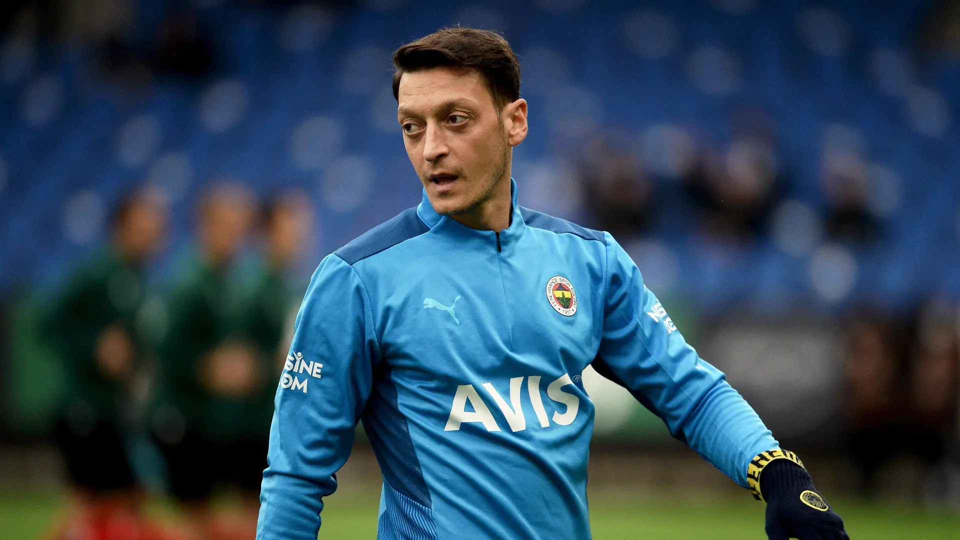 Fußball, EL Playoff, HJK Helsinki - Fenerbahce Istanbul Mesut Özil of Fenerbahce warms up before the football UEFA Europa League play-off match between HJK and Fenerbahce in Helsinki, Finland on August 26, 2021. Helsinki Finland LKFTVX20210826183911EWUM PUBLICATIONxNOTxINxSUIxAUTxFRAxKORxJPNxSWExNORxFINxDENxNED Copyright: xMikkoxStigx