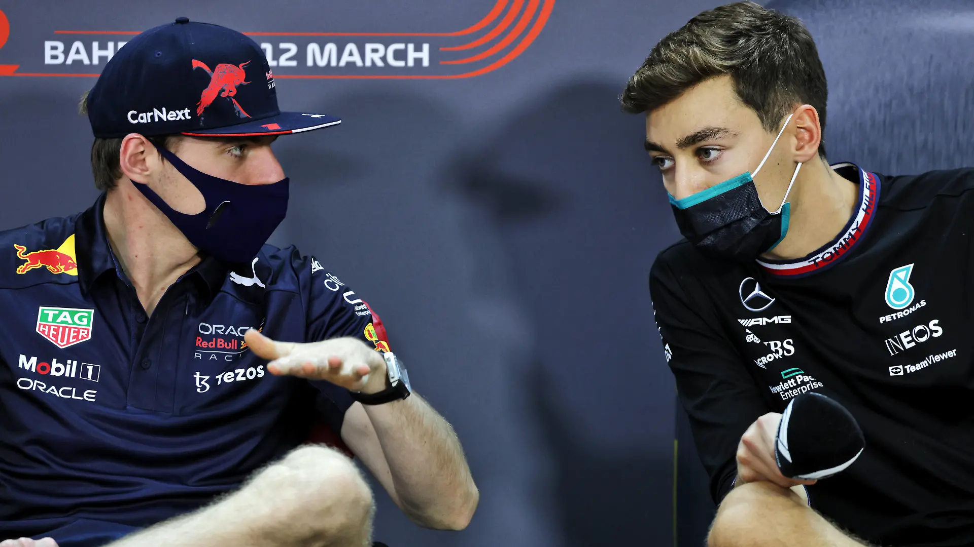 Formula 1 2022: Bahrain March testing BAHRAIN INTERNATIONAL CIRCUIT, BAHRAIN - MARCH 10: Max Verstappen, Red Bull Racing, and George Russell, Mercedes-AMG, in the press conference, PK, Pressekonferenz during the Bahrain March testing at Bahrain International Circuit on Thursday March 10, 2022 in Sakhir, Bahrain. Photo by LAT Images Images PUBLICATIONxINxGERxSUIxAUTxHUNxONLY F122T02_111119016A8799