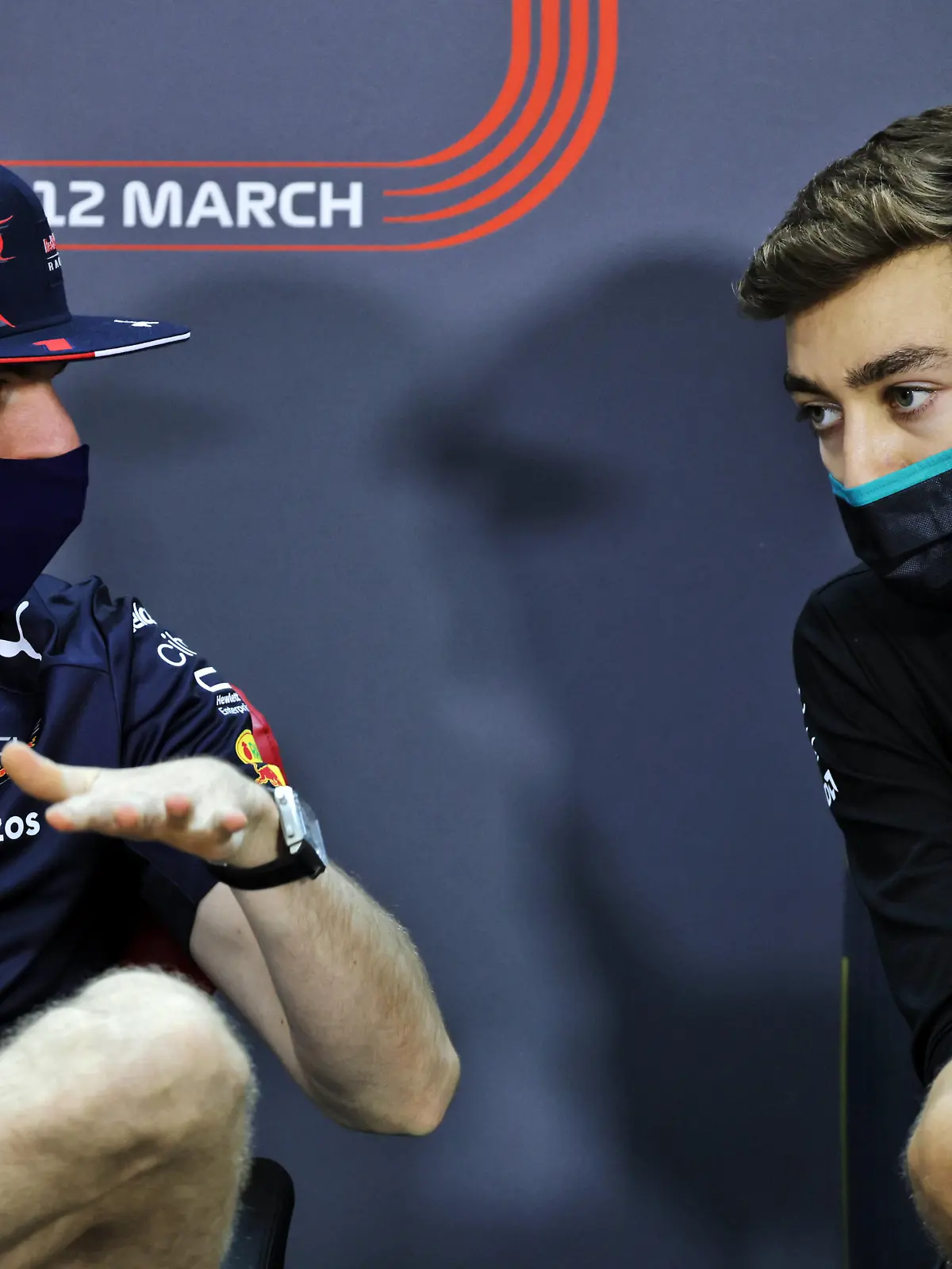 Formula 1 2022: Bahrain March testing BAHRAIN INTERNATIONAL CIRCUIT, BAHRAIN - MARCH 10: Max Verstappen, Red Bull Racing, and George Russell, Mercedes-AMG, in the press conference, PK, Pressekonferenz during the Bahrain March testing at Bahrain International Circuit on Thursday March 10, 2022 in Sakhir, Bahrain. Photo by LAT Images Images PUBLICATIONxINxGERxSUIxAUTxHUNxONLY F122T02_111119016A8799 
