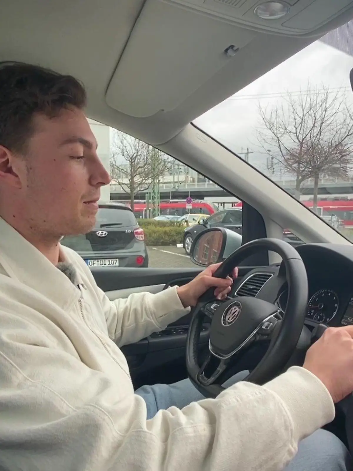 Wie lange unser Reporter für die Parkplatzsuche in Frankfurt gebraucht hat, sehen Sie im Video.