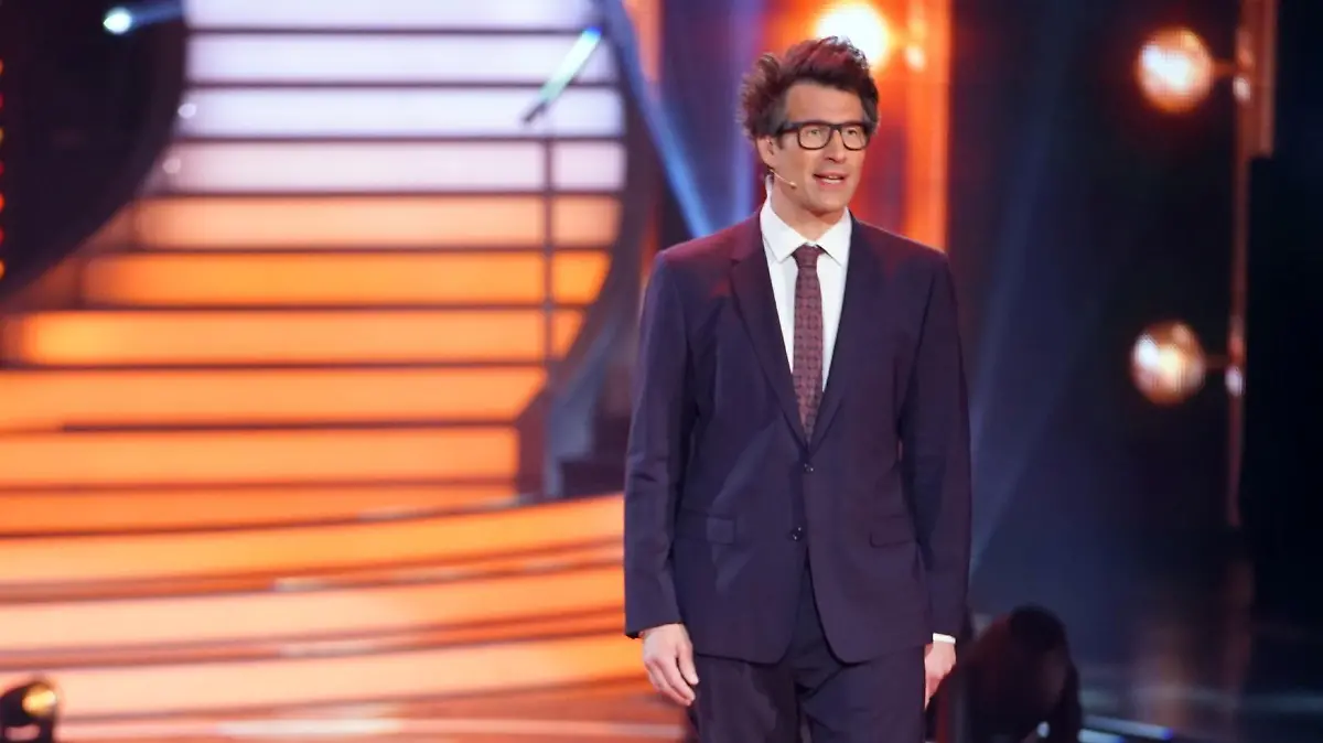 Die Moderatoren Victoria Swarovski und Daniel Hartwich (Foto: "Let's Dance" 2021) 

Die Verwendung des sendungsbezogenen Materials ist nur mit dem Hinweis und Verlinkung auf RTL+ gestattet.