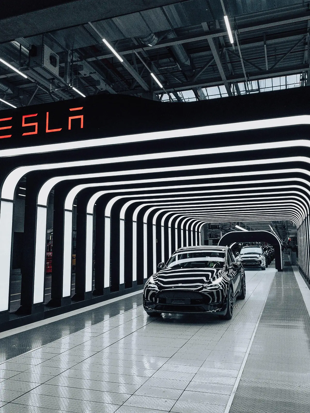 Tesla startet am 22.03.2022 offiziell mit der Produktion des Models Y in Deutschland.