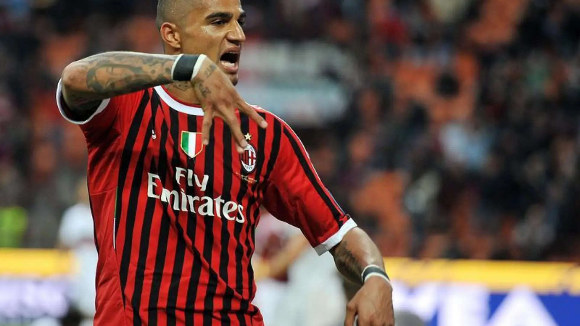 Kevin Prince Boateng bejubelt sein Tor zum 1:0-Sieg für Milan gegen Genua. Foto: Daniel Dal Zennaro