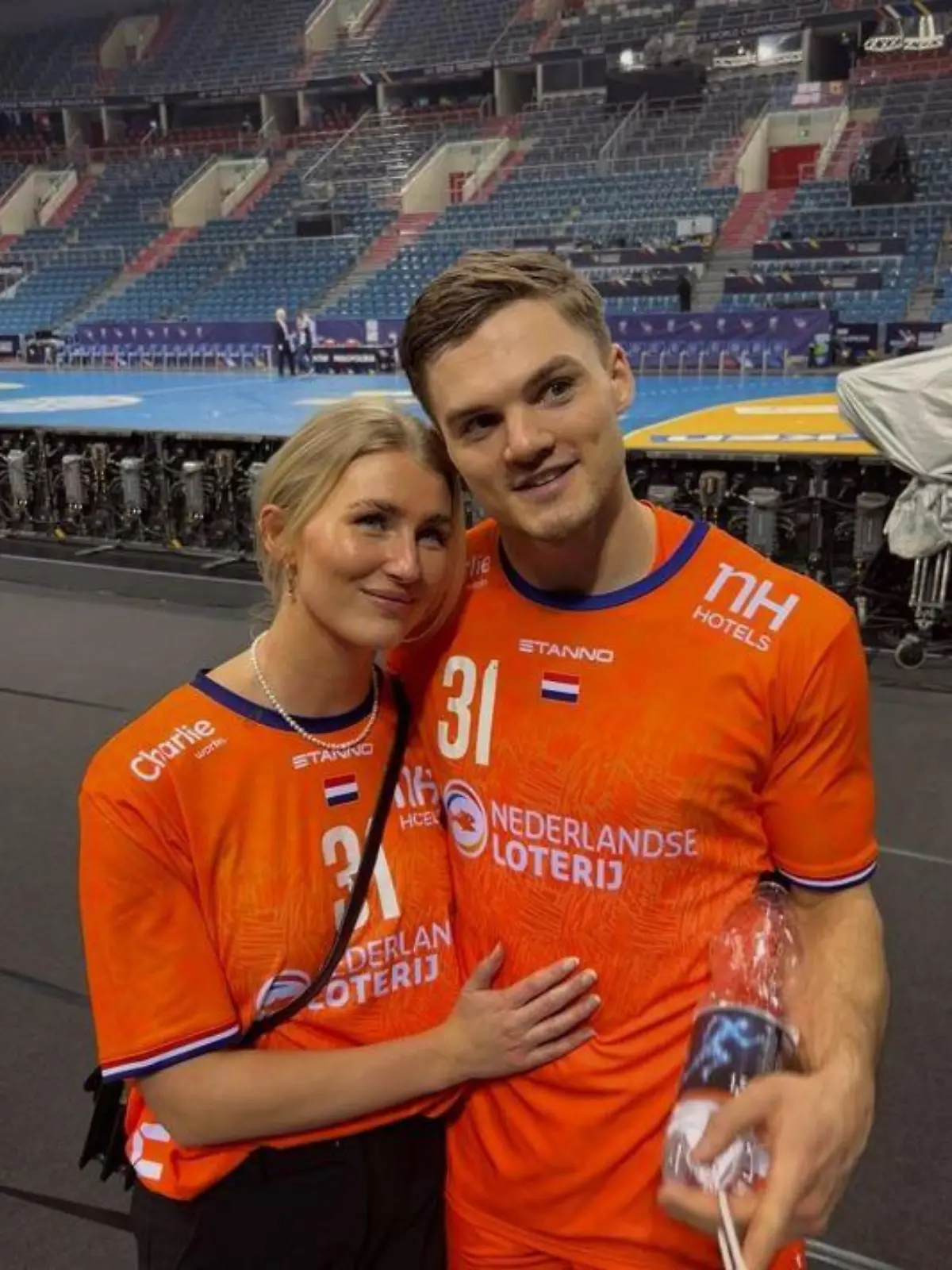 Pernille Boel sollen ihrem Freund Kay Smits und dem SC Magdeburg Glück bringen.