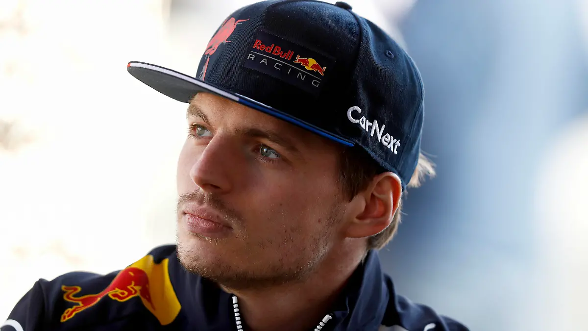  Formula 1 2022: Bahrain GP BAHRAIN INTERNATIONAL CIRCUIT, BAHRAIN - MARCH 17: Max Verstappen, Red Bull Racing during the Bahrain GP at Bahrain International Circuit on Thursday March 17, 2022 in Sakhir, Bahrain. Photo by Carl Bingham / LAT Images Images PUBLICATIONxINxGERxSUIxAUTxHUNxONLY GP2201_135549_X4I4817